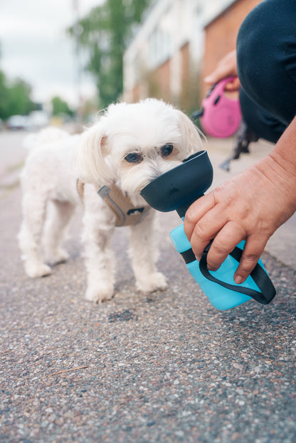 PetBottle™ – Drikkedunk til hund og kat